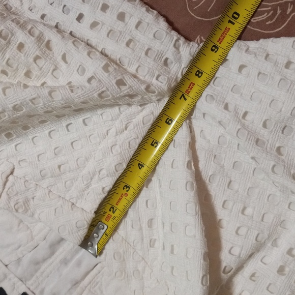 Mid Rise J Crew Shorts - Picture 8 of 8